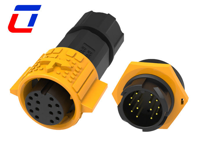 押すロック 14ピン 電気機器のための外用防水コネクタ 300V